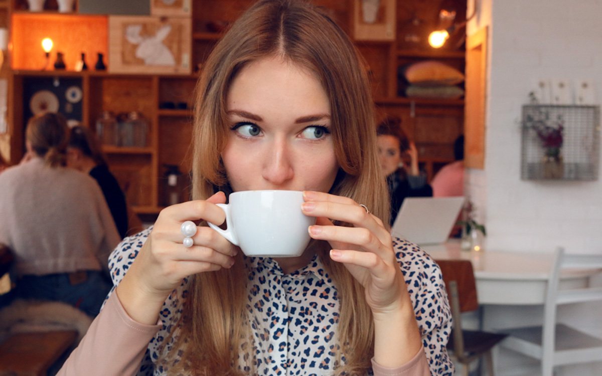 24-Hour Internet Cafes Open Now Near You